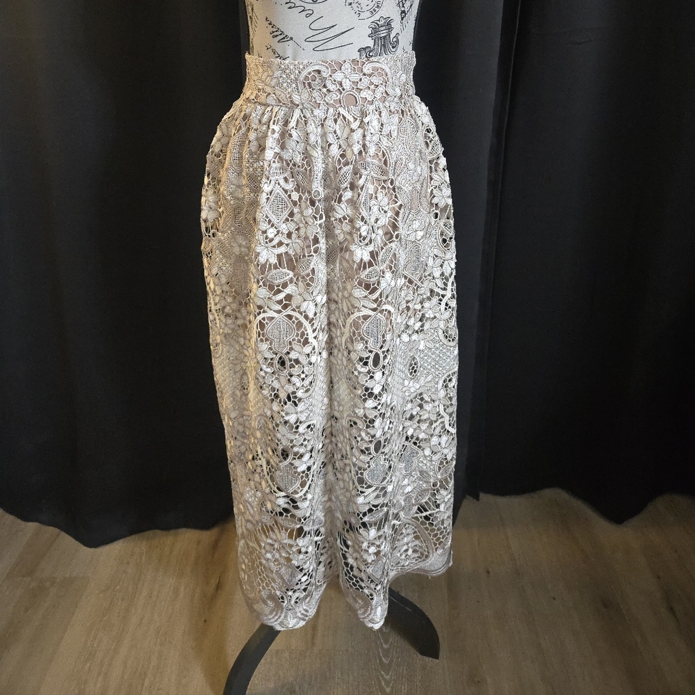 Elegant Lace Midi Skirt